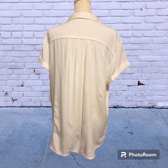 Sonoma Off-White Minimalist Soft Shirt Sleeve Button Down Women's Size Medium - Picture 3 of 6